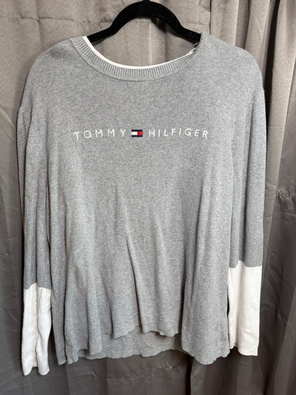 Tommy Hilfiger Light Gray Pullover with White Sleeve Panels